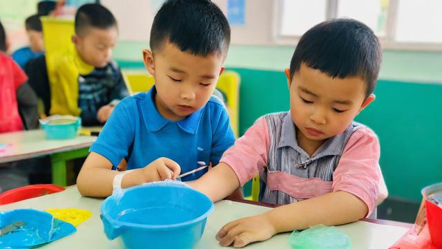 幼兒教育勞動