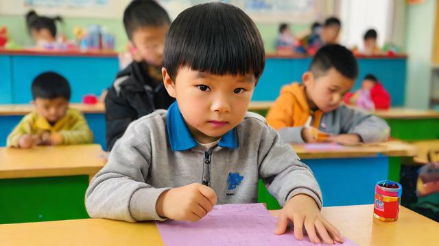 加強幼兒教育