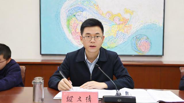 子葉藝術(shù)教育招聘編導(dǎo)老師